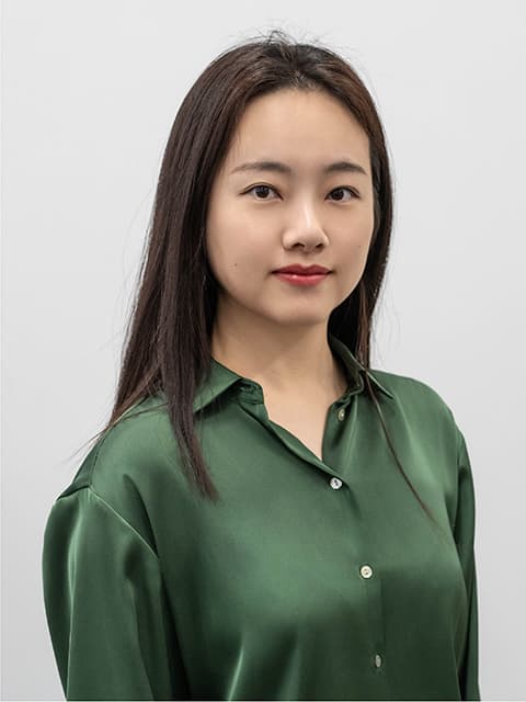 Portrait photo of Claire Guo